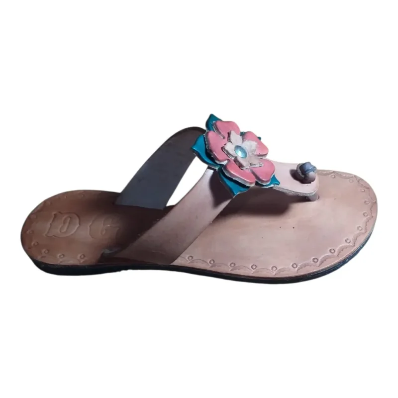 Chinelo Feminino em Couro